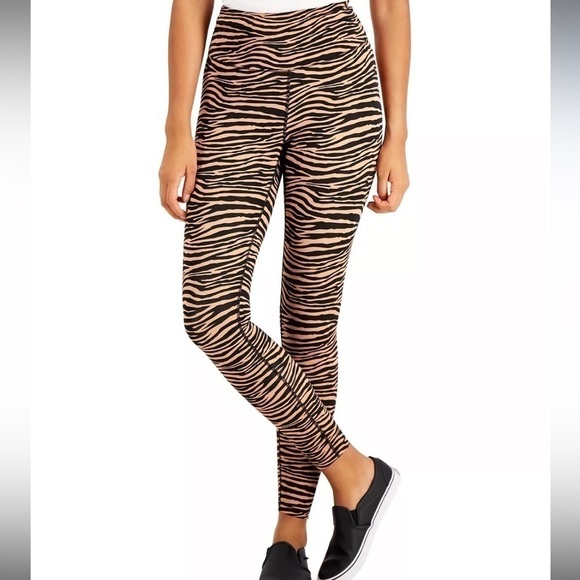 INC INTERNATIONAL CONCEPTS
Tiger-Print Compression Leggings pants S - Picture 3 of 7